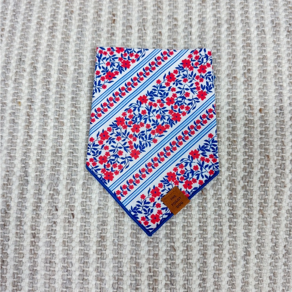 The Foggy Dog Floral Bandana in Red and Blue